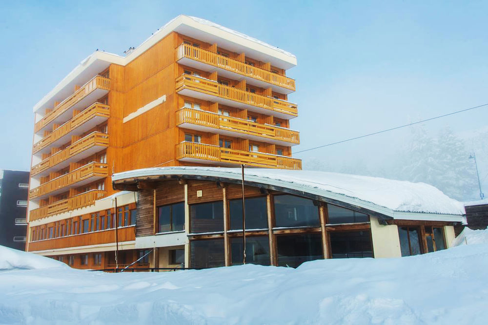 La Berangere Aparthotel Chamrousse Exterior photo