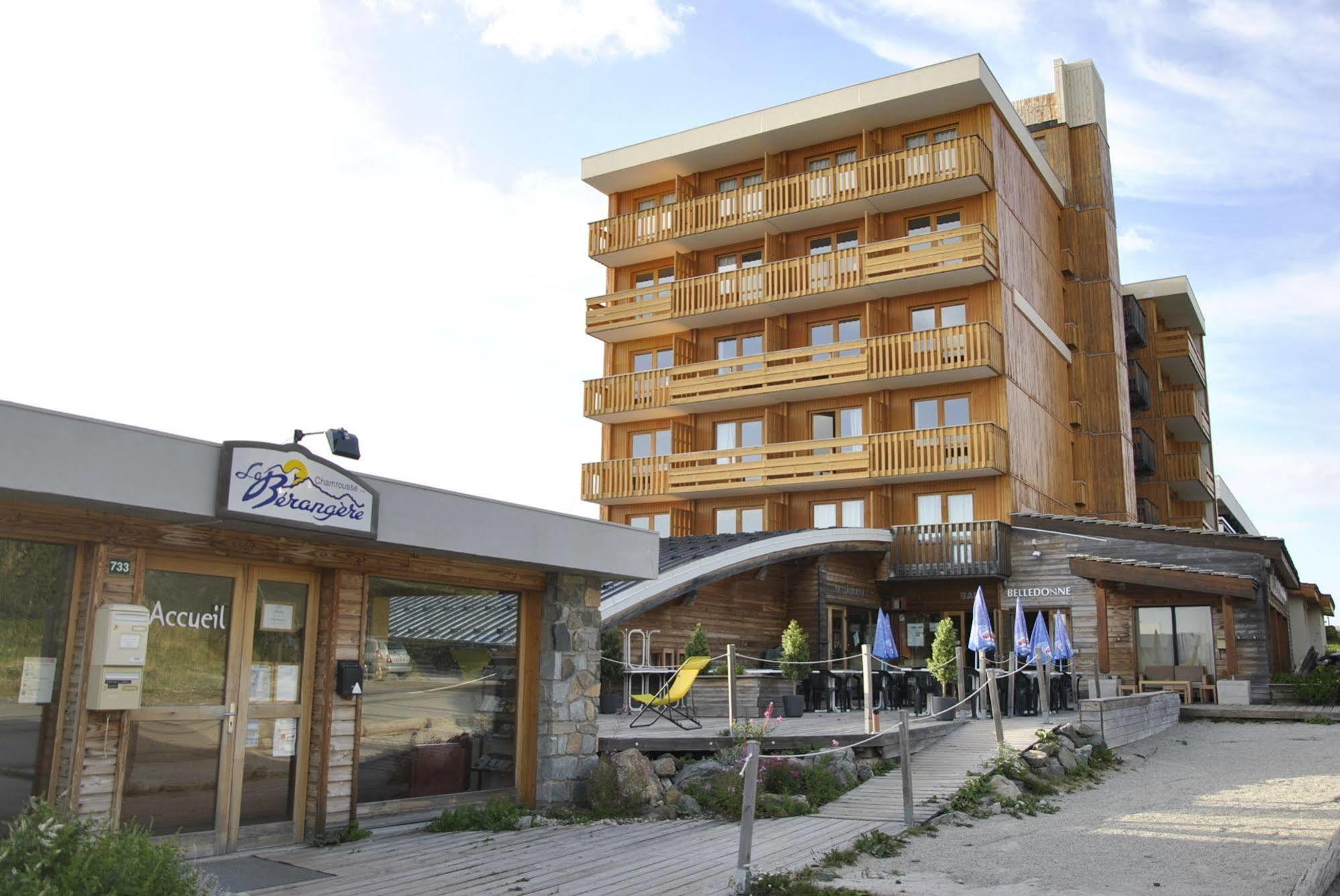 La Berangere Aparthotel Chamrousse Exterior photo